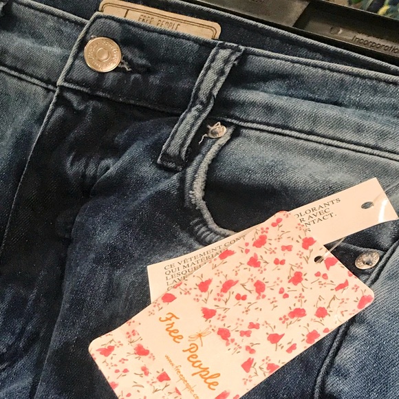 Free People High Rise Busted Skinny Jeans, NWT - Picture 3 of 6